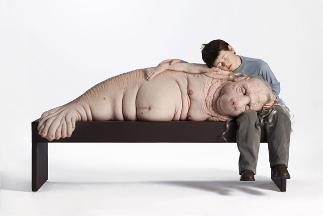 Patricia Piccinini hyper realists sculptures